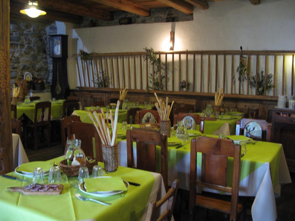 Agriturismo Barba Gust Cesana Torinese Eksteriør billede